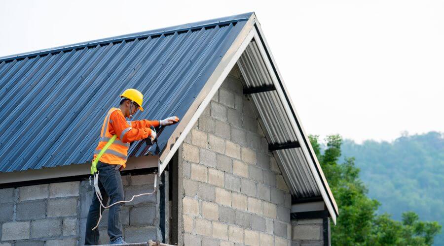 Professional residential roofers in Sheldon, IL